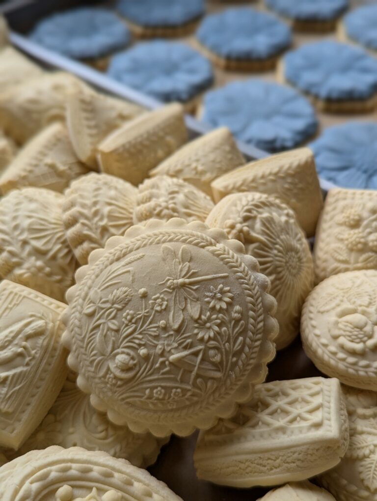 Springerle closeup REDUCED SIZE 768x1020