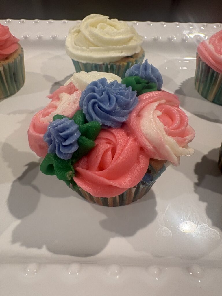 close up floral cupcake 768x1024